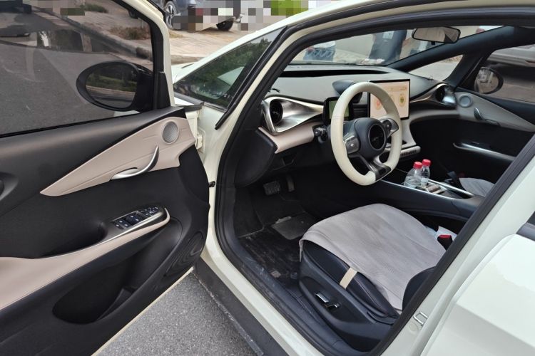 Used BYD Dolphin 2023 420 km Fashion Edition Driver Seat
