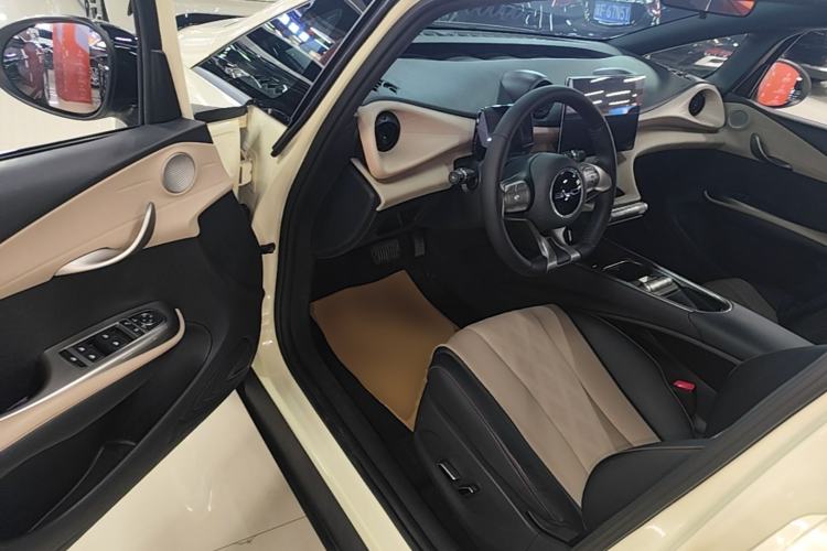 Used BYD Dolphin 2023 420 km Free Version Driver Seat