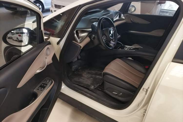 Used BYD Dolphin 2023 420 km Free Version Driver Seat