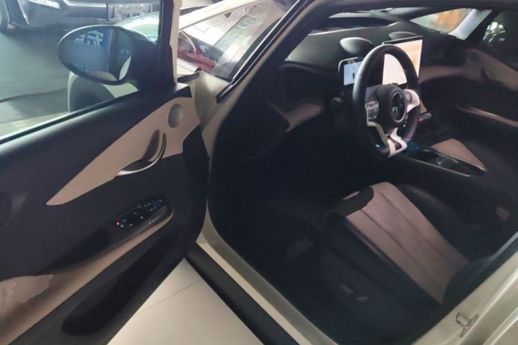 Used BYD Dolphin 2023 420 km Fashion Edition Driver Seat