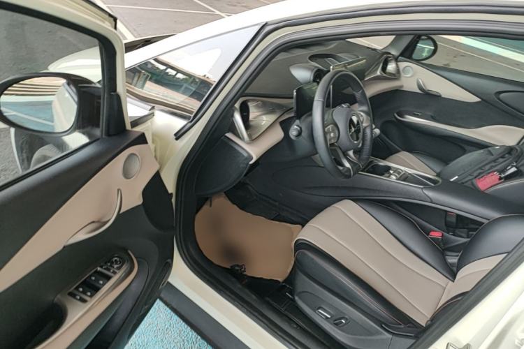 Used BYD Dolphin 2023 420 km Free Version Driver Seat
