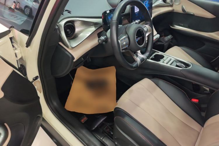 Used BYD Dolphin 2023 420 km Free Version Driver Seat