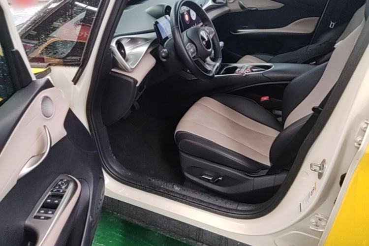 Used BYD Dolphin 2023 420 km Fashion Edition Driver Seat