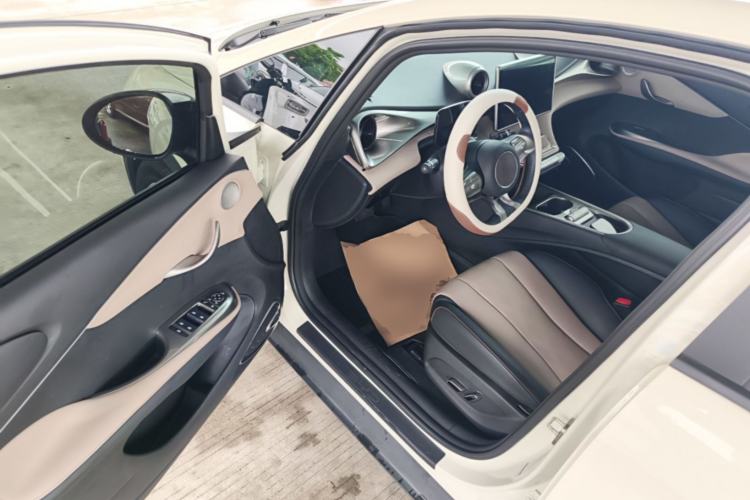 Used BYD Dolphin 2023 420 km Fashion Edition Driver Seat