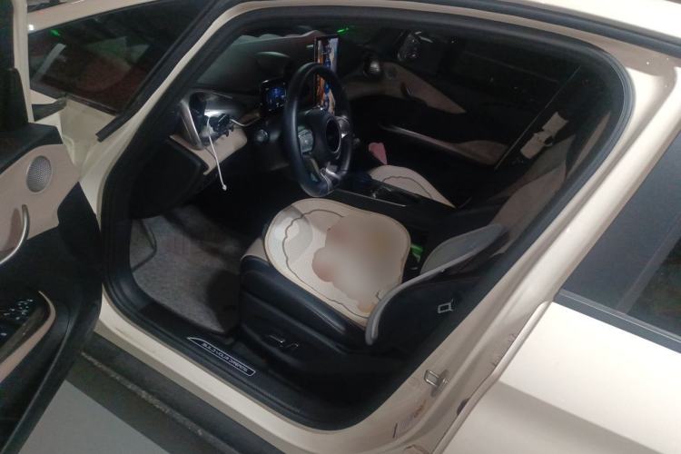 Used BYD Dolphin 2023 420 km Fashion Edition Driver Seat