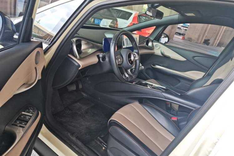 Used BYD Dolphin 2023 420 km Free Version Driver Seat