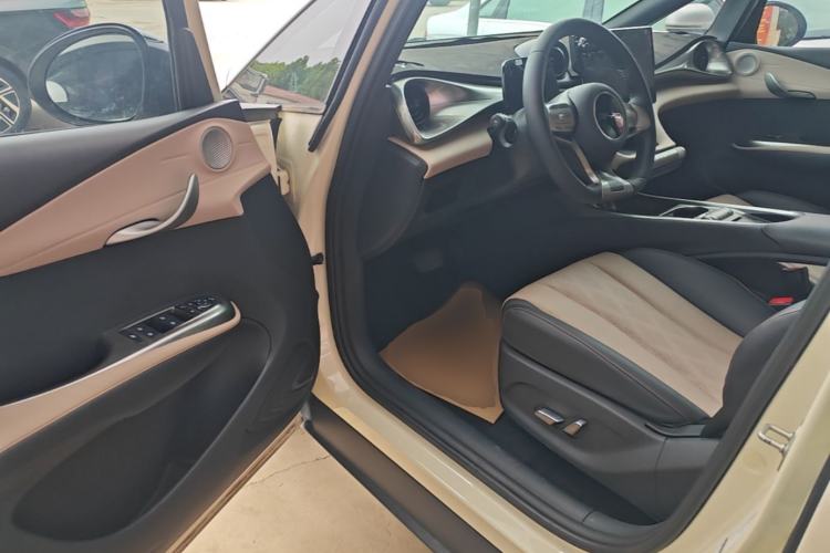 Used BYD Dolphin 2023 420 km Fashion Edition Driver Seat