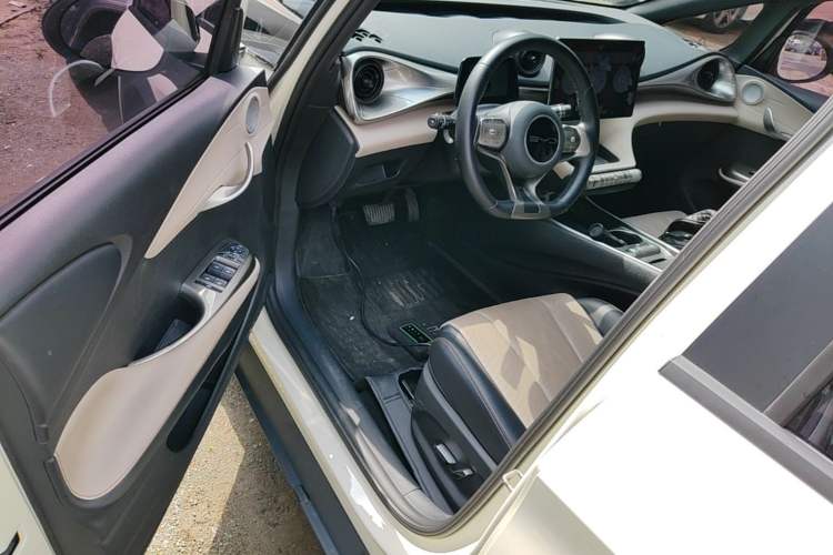 Used BYD Dolphin 2023 420 km Fashion Edition Driver Seat