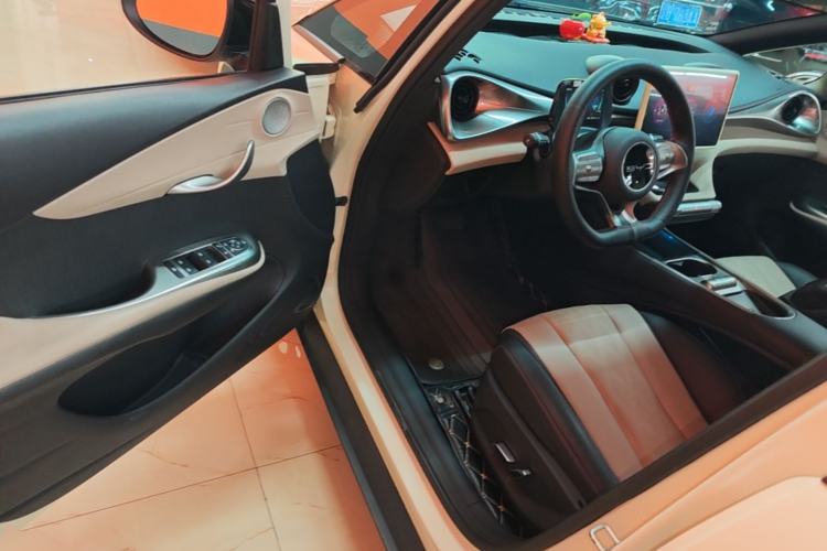 Used BYD Dolphin 2023 420 km Fashion Edition Driver Seat