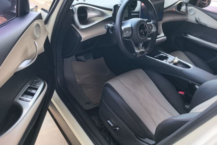 Used BYD Dolphin 2023 420 km Fashion Edition Driver Seat