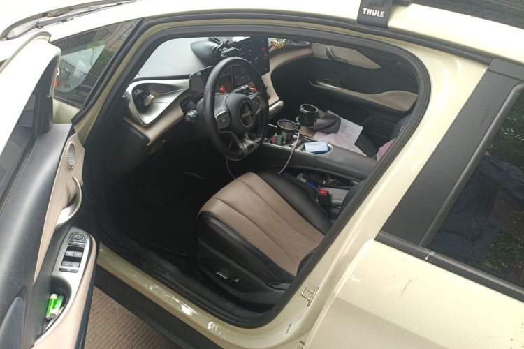 Used BYD Dolphin 2023 420 km Fashion Edition Driver Seat