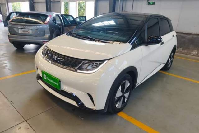 Used BYD Dolphin 2023 420 km Fashion Edition