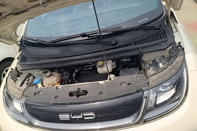 Used BYD Dolphin 2023 420 km Fashion Edition Engine Bay