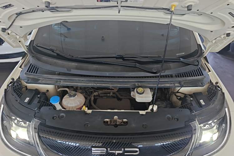 Used BYD Dolphin 2023 420 km Fashion Edition Engine Bay