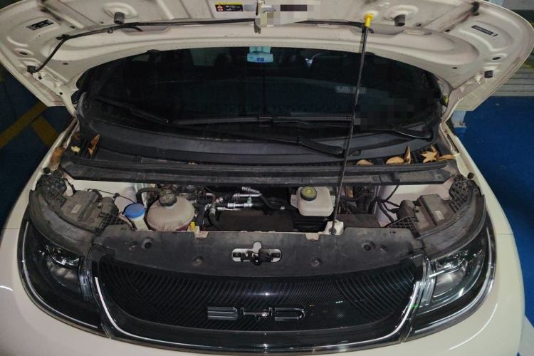 Used BYD Dolphin 2023 420 km Fashion Edition Engine Bay