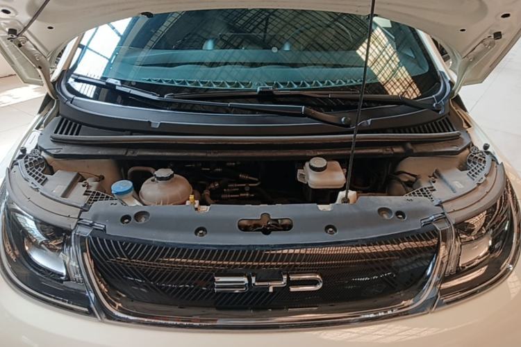 Used BYD Dolphin 2023 420 km Free Version Engine Bay