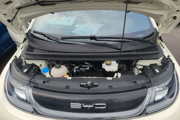 Used BYD Dolphin 2023 420 km Fashion Edition Engine Bay
