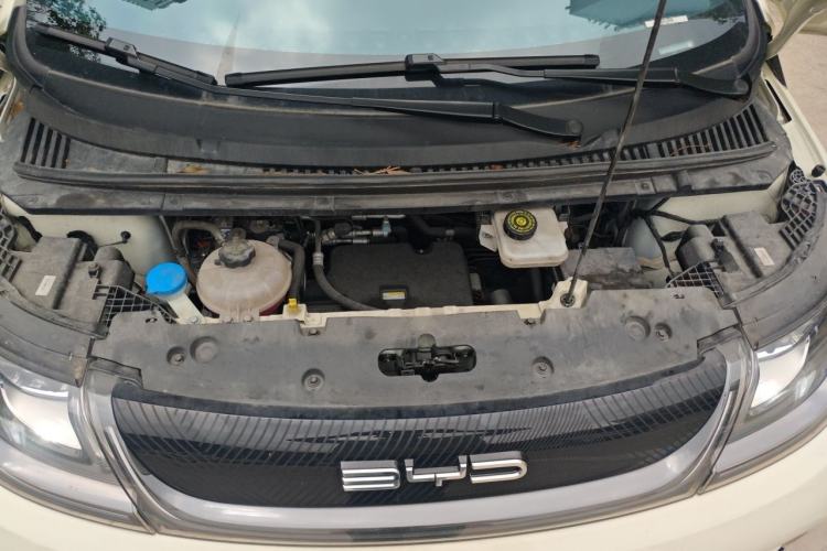 Used BYD Dolphin 2023 420 km Free Version Engine Bay