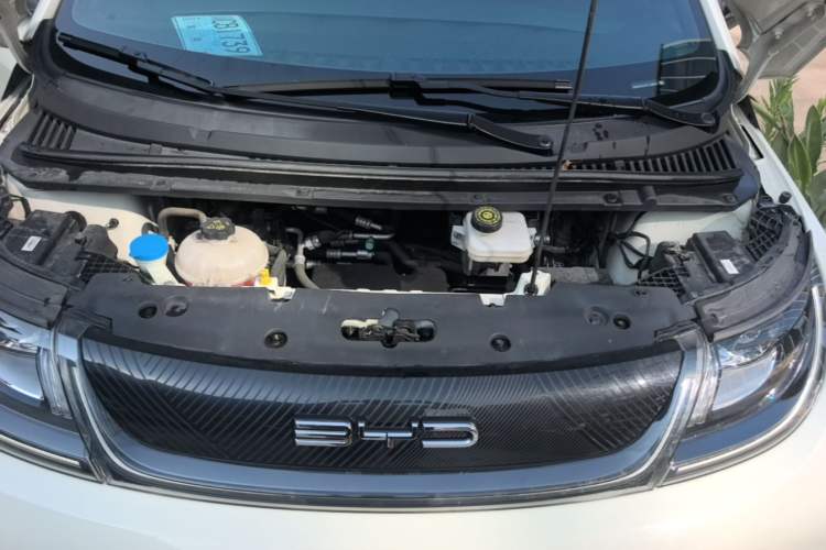 Used BYD Dolphin 2023 420 km Fashion Edition Engine Bay