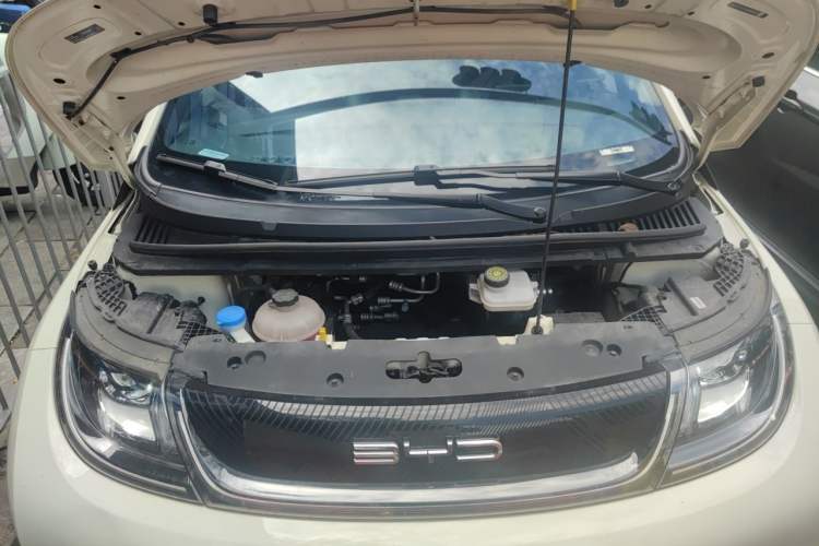 Used BYD Dolphin 2023 420 km Fashion Edition Engine Bay