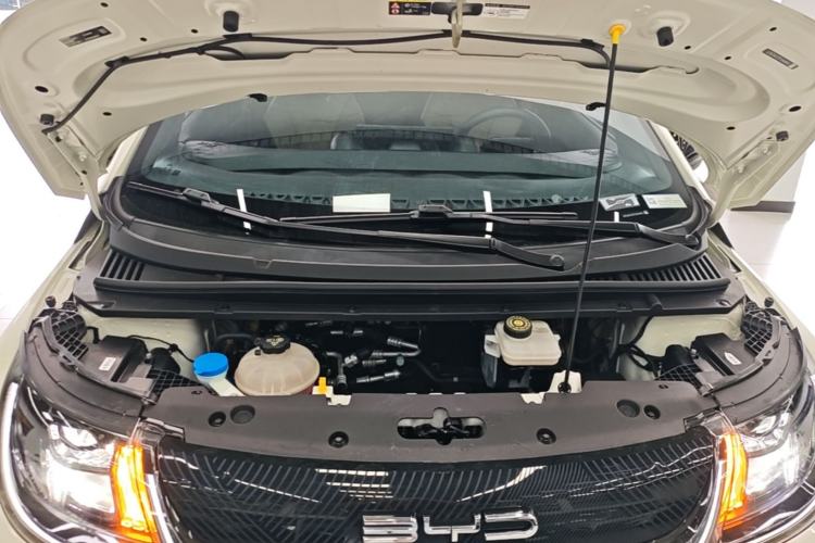 Used BYD Dolphin 2023 420 km Fashion Edition Engine Bay
