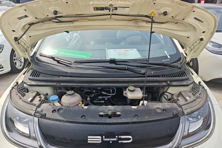 Used BYD Dolphin 2023 420 km Fashion Edition Engine Bay