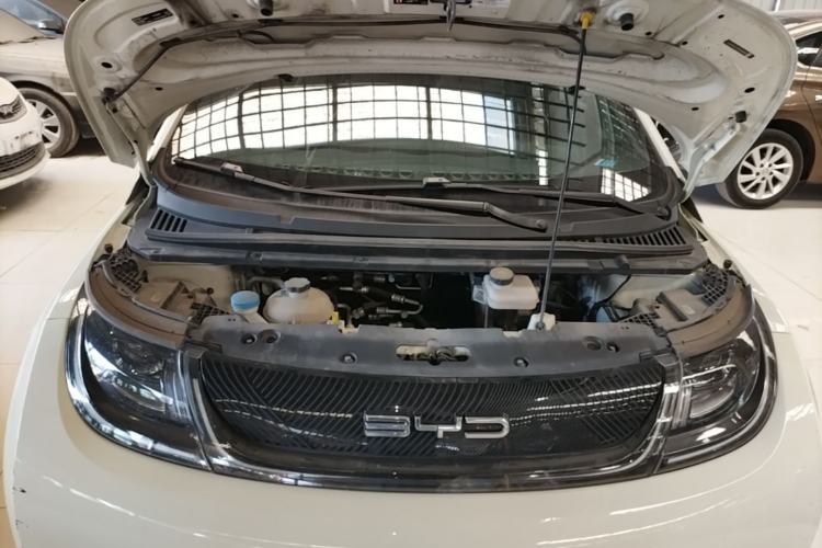 Used BYD Dolphin 2023 420 km Free Version Engine Bay