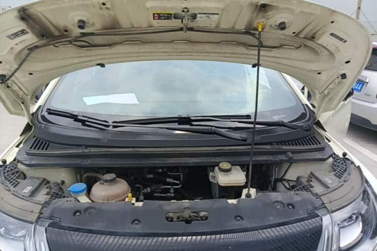 Used BYD Dolphin 2023 420 km Free Version Engine Bay