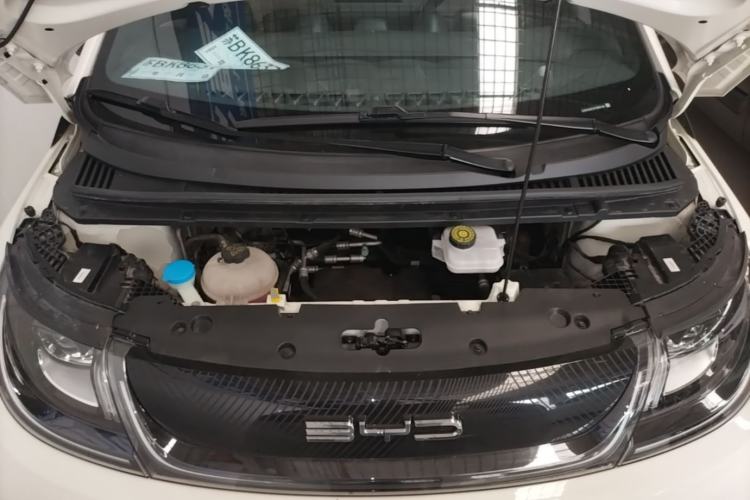Used BYD Dolphin 2023 420 km Free Version Engine Bay