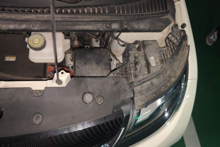 Used BYD Dolphin 2023 420 km Fashion Edition Engine Bay Left