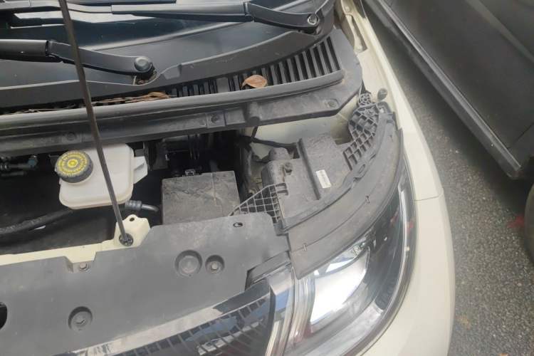 Used BYD Dolphin 2023 420 km Fashion Edition Engine Bay Left