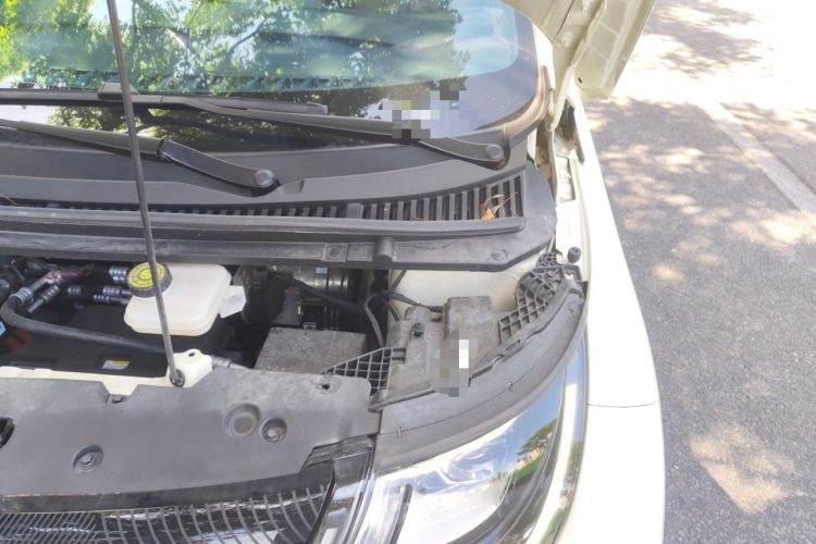 Used BYD Dolphin 2023 420 km Fashion Edition Engine Bay Left