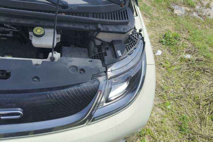 Used BYD Dolphin 2023 420 km Free Version Engine Bay Left