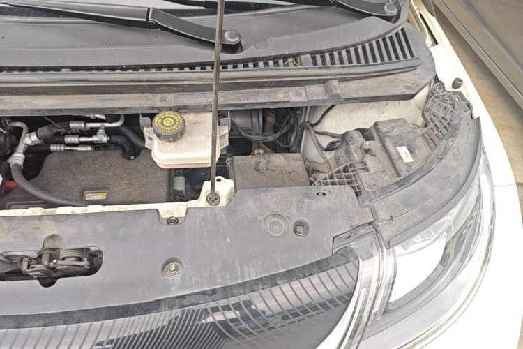 Used BYD Dolphin 2023 420 km Fashion Edition Engine Bay Left