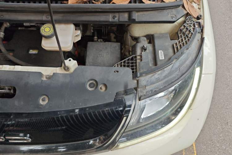 Used BYD Dolphin 2023 420 km Fashion Edition Engine Bay Left