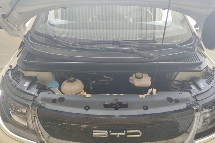 Used BYD Dolphin 2023 420 km Fashion Edition Engine Bay