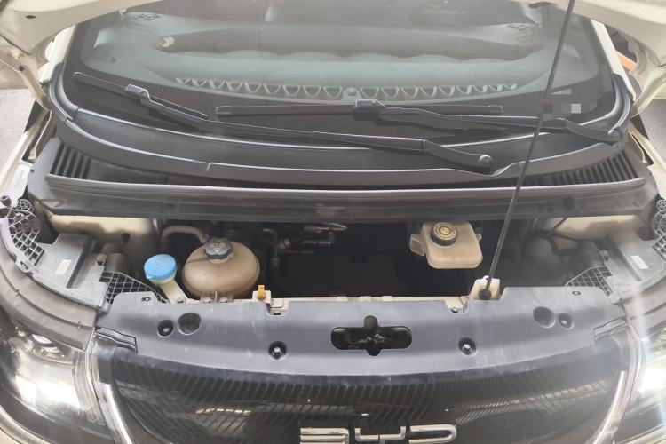Used BYD Dolphin 2023 420 km Free Version Engine Bay