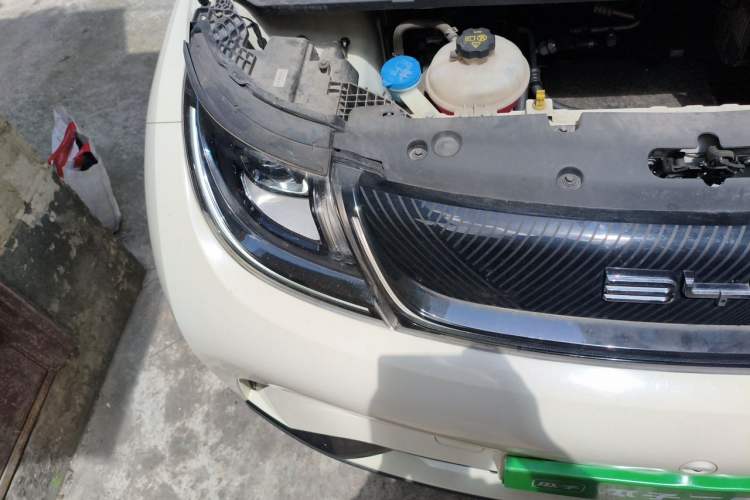 Used BYD Dolphin 2023 420 km Fashion Edition Engine Bay Right