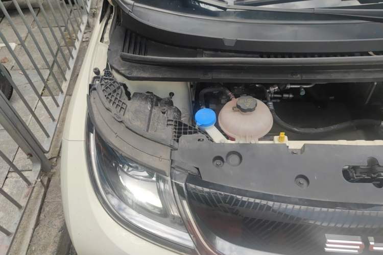 Used BYD Dolphin 2023 420 km Fashion Edition Engine Bay Right