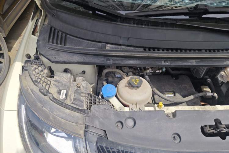 Used BYD Dolphin 2023 420 km Fashion Edition Engine Bay Right