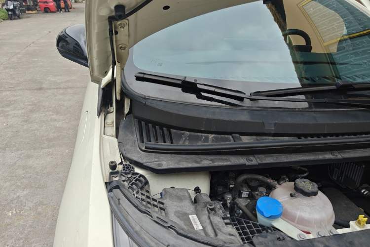 Used BYD Dolphin 2023 420 km Fashion Edition Engine Bay Right