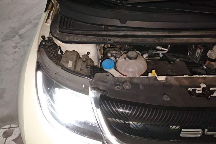 Used BYD Dolphin 2023 420 km Fashion Edition Engine Bay Right