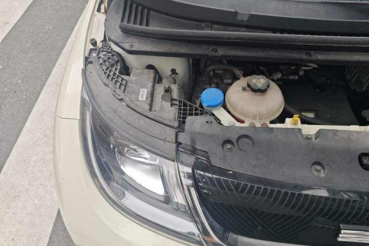 Used BYD Dolphin 2023 420 km Fashion Edition Engine Bay Right