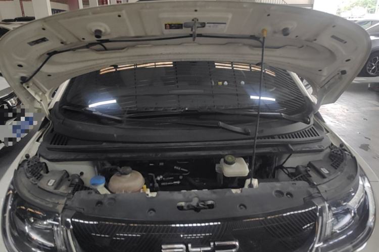 Used BYD Dolphin 2023 420 km Fashion Edition Engine Bay