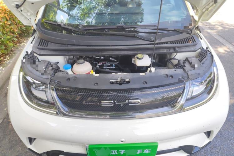 Used BYD Dolphin 2023 420 km Fashion Edition Engine Bay