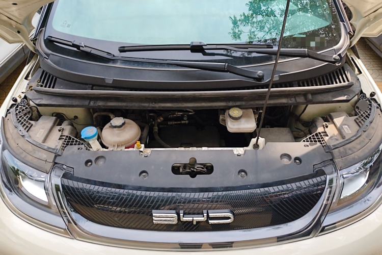 Used BYD Dolphin 2023 420 km Fashion Edition Engine Bay