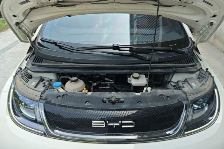 Used BYD Dolphin 2023 420 km Fashion Edition Engine Bay