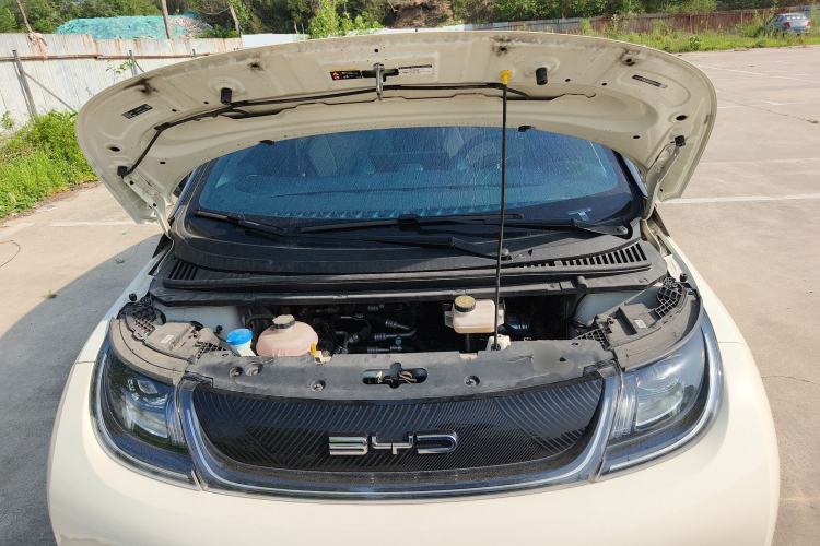 Used BYD Dolphin 2023 420 km Fashion Edition Engine Bay