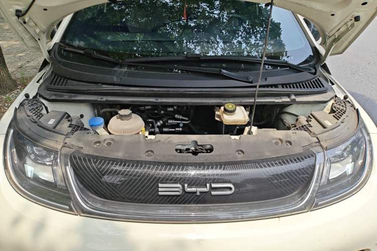 Used BYD Dolphin 2023 420 km Fashion Edition Engine Bay