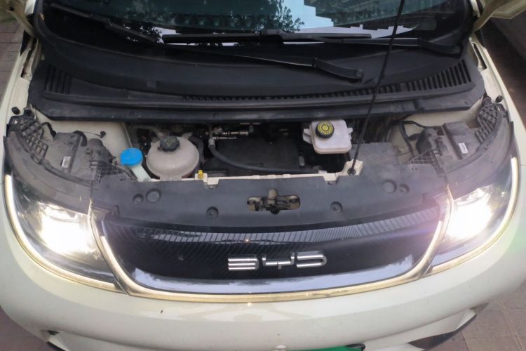Used BYD Dolphin 2023 420 km Fashion Edition Engine Bay